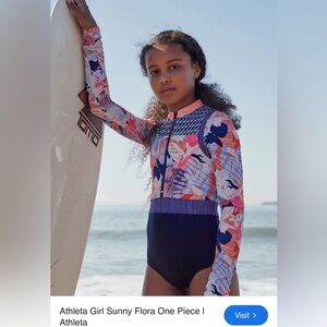 NWT Athleta girl sunny flora rashguard